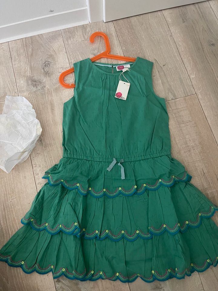 Mini Boden Kleid NEU mit Etikett Gr.9-10 wunderschön in Trebbin