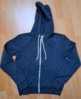 Blaugraue Strickjacke mit Kapuze (H&M, Gr.S) Niedersachsen - Wolfenbüttel Vorschau