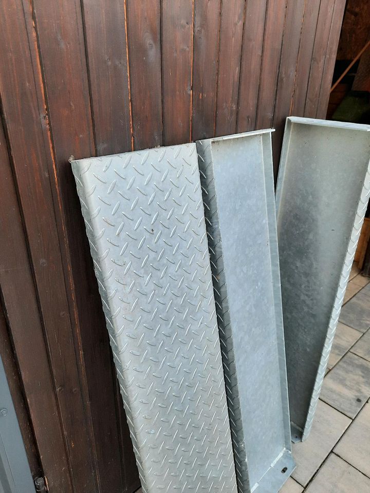 Metallstufen verzinkt Gitterrost in Flammersfeld