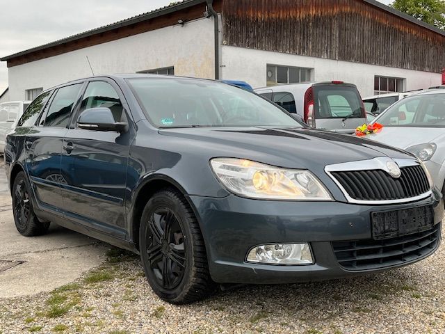 Skoda Octavia Automatik NEUE TÜV Euro 5 in Wallersdorf