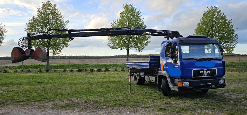 MAN L2000 11.163 Dreiseitenkipper mit Hiab Kran und Greifer in Wittstock/Dosse