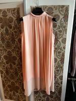 Cos Kleid Gr. 38 Lachs Flamingo nude transparent Berlin - Wilmersdorf Vorschau
