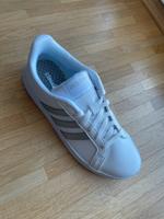 „Adidas“ Damen Sneaker in weiß Hessen - Neu-Isenburg Vorschau