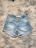 Hellblaue Push up Shorts Dortmund - Derne Vorschau