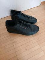 Reebok Hallenschuh  38,5 Kr. München - Neubiberg Vorschau