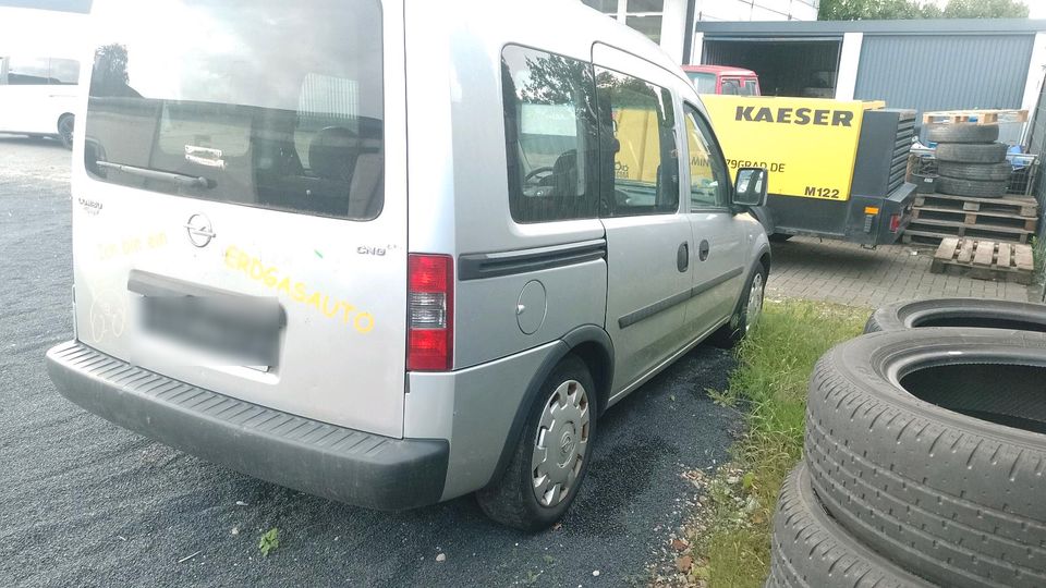 Opel combo CNG in Wülfrath