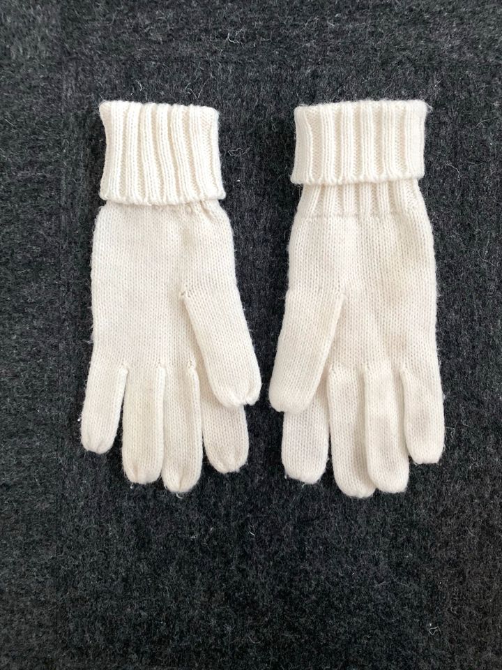 H&M Handschuhe Weiß Creme Warm in Apen