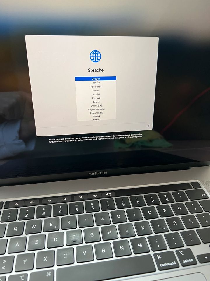 MacBook Pro 16 Z., 2,3 GHz 8‑Core Intel Core i9, 64 GB, 1 TB SSD in Rastatt
