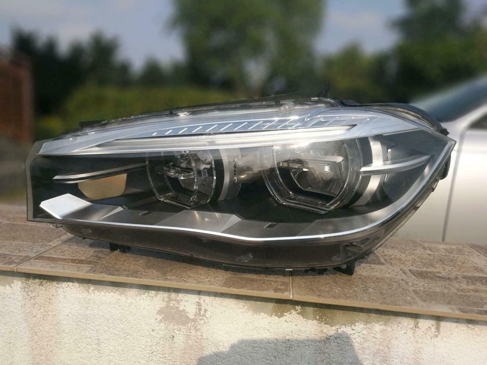 7453471 BMW x5 F15 voll led adaptive Scheinwerfer links in Brieskow-Finkenheerd