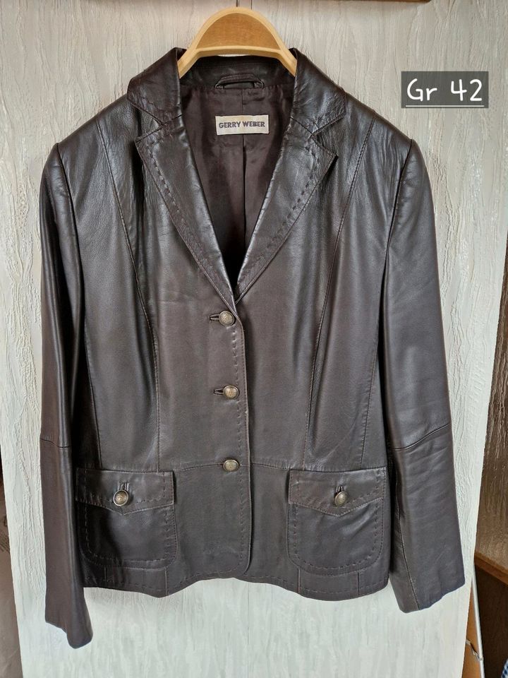 Lederjacke, Lammnapperleder von Gerry Weber Gr. 42 in Oerlinghausen