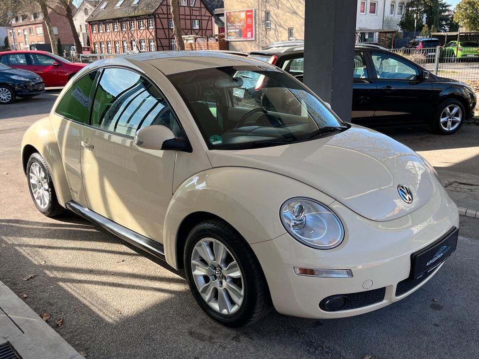 Volkswagen Beetle FACELIFT Limo 2.0l AUTOMATIK/TEMPOMAT/SHZ in Dorsten