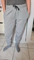 Nike Jogginghose grau M Hessen - Gelnhausen Vorschau