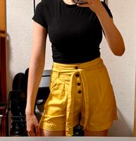 ONLY Shorts aus 100% Lyocell Größe 34 Bayern - Bad Wörishofen Vorschau