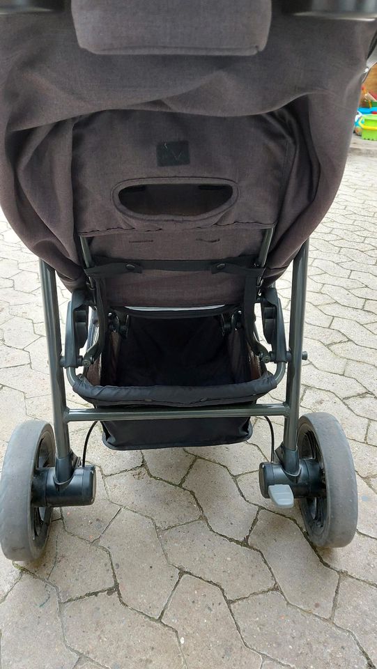 Joie Signature Buggy bis 25kg in Rheinau