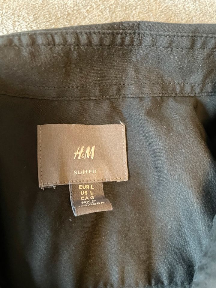 H&M Hemd Slim fit in Bad Sassendorf