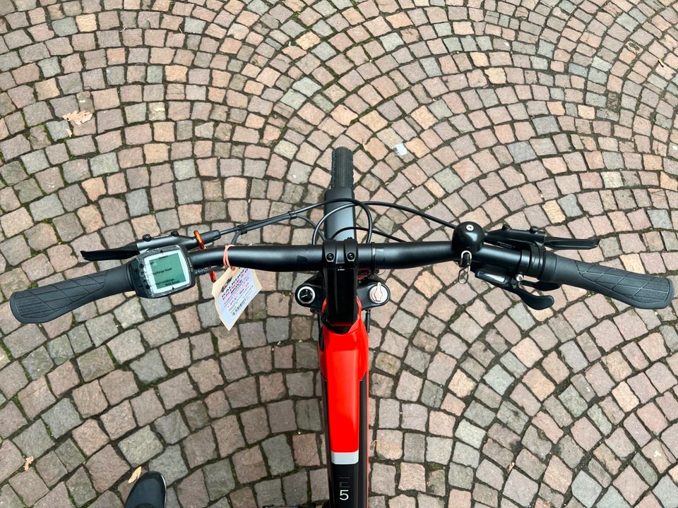 %-950€%KALKHOFF ENTICE 5.B MOVE Trapez 2022er E-Bike in Gießen
