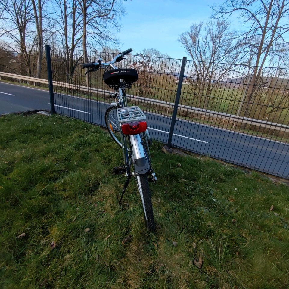 Fahrrad Herren gebraucht 28" 24Gang in Weimar (Lahn)