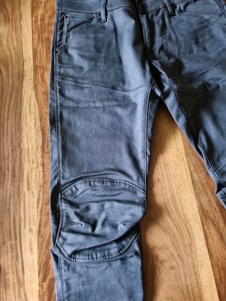 G-STAR Jeans 5620 3d super slim Gr. 36/34 in Schwebheim