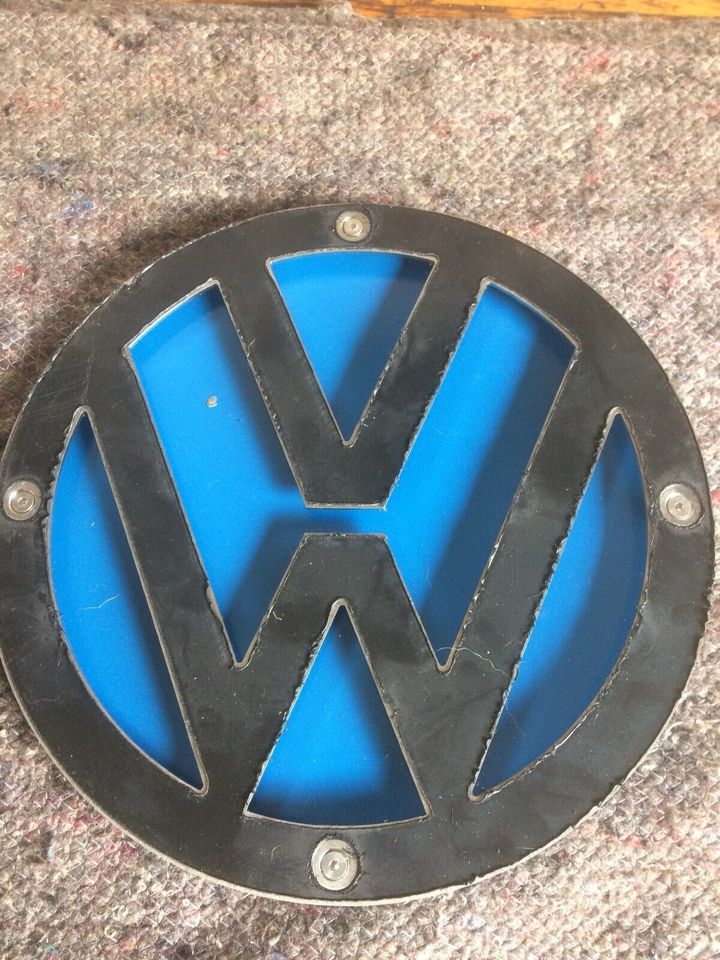 Schöne, dekorative VW Wappen in Beckedorf
