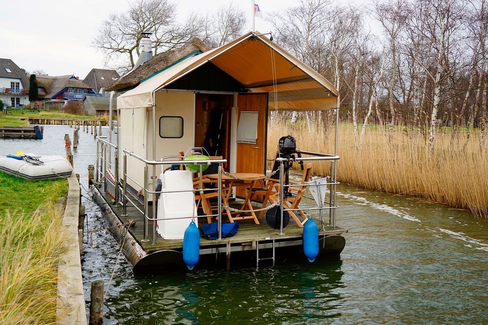 Saunaboot Ponton Hausboot in Brandenburg an der Havel