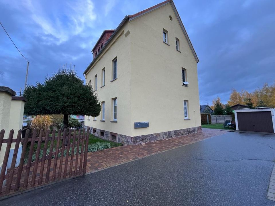 Reserviert - Mehrfamilienhaus mit PV Anlage + Garagen in Rochlitz