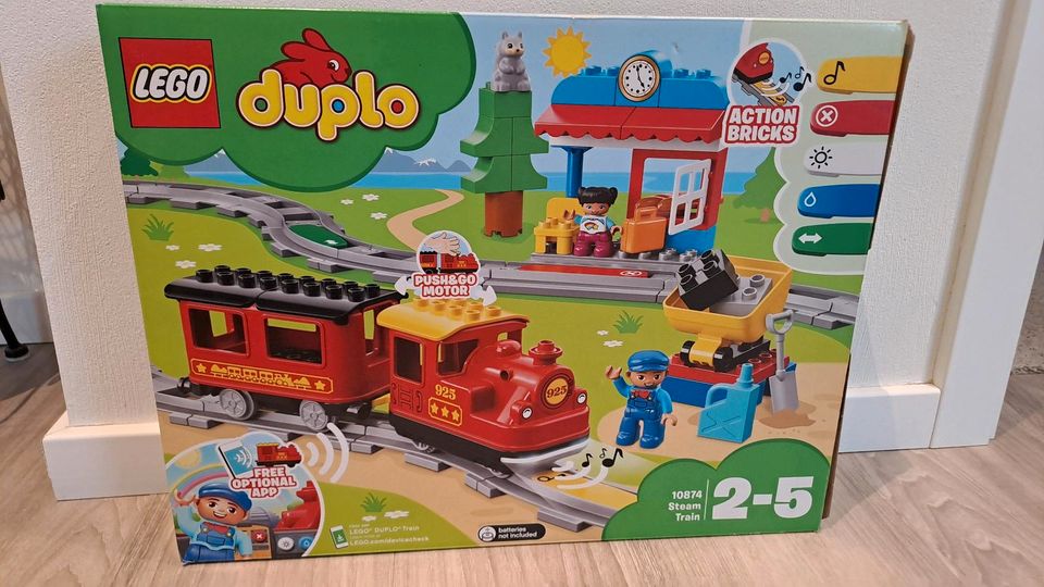 Lego Duplo 10874 Eisenbahn Bahnhof Set Schienen Zug Anhänger in Spenge