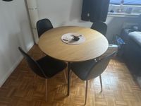 Runder Holztisch mit 4 Stühlen Bremen - Neustadt Vorschau