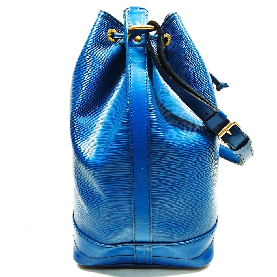 Louis Vuitton Sac Noe Grande Epi Leder blau in Durbach