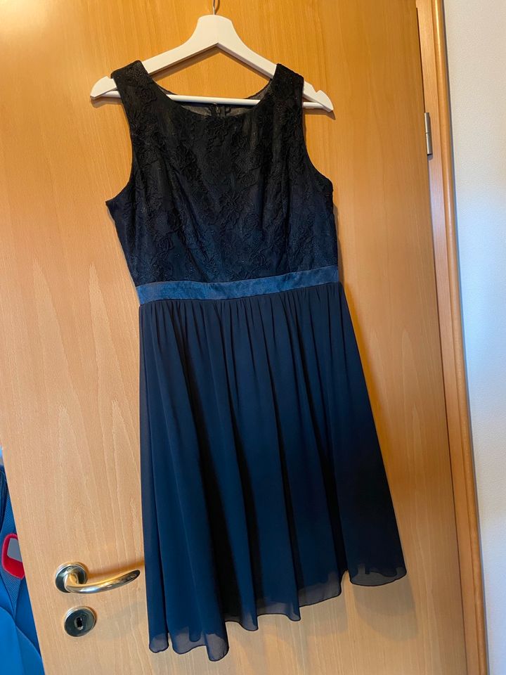 Marie Lund Kleid schwarz Größe 40 in Suhlendorf