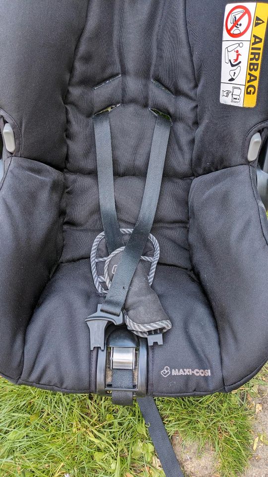 Maxi Cosi Citi Babyschale Car seat for babies in Leonberg
