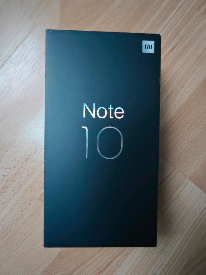 Xiaomi Mi Note 10 midnight black in Köln