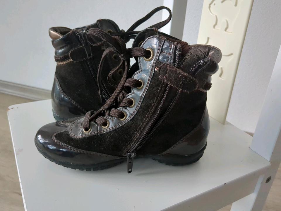 Zuckersüße Halbschuh * Geox *Braun *Lack/Steinchen*Gr.28 *wie Neu in Bad Kötzting
