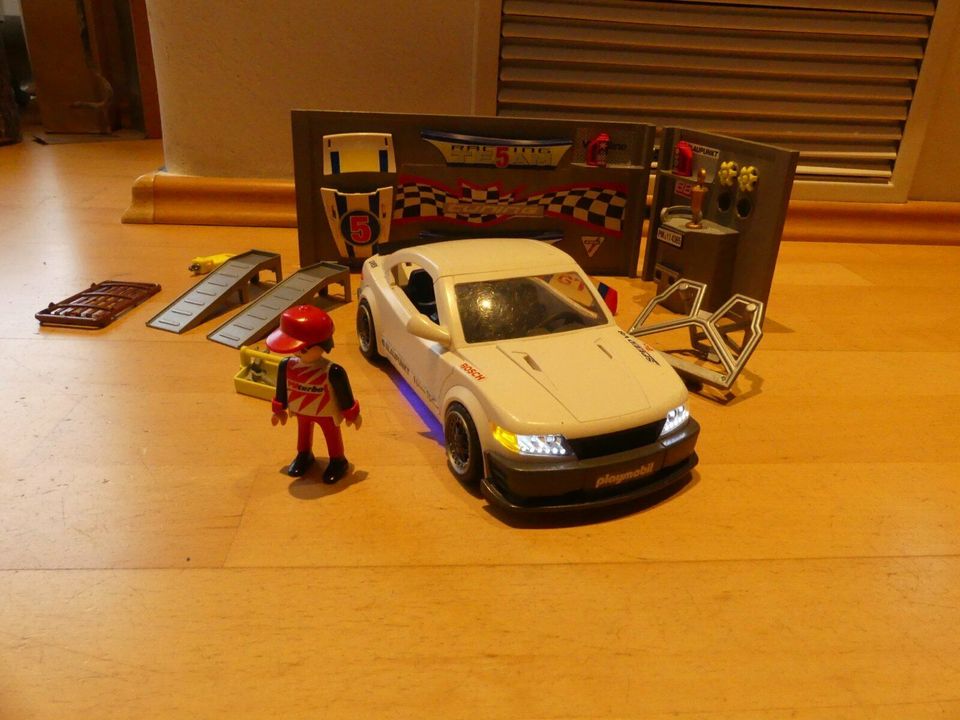 Playmobil Tuning-Rennwagen mit Licht in Schermbeck