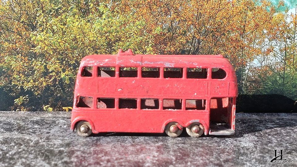 MATCHBOX Lesney London Trolley Bus N° 56 in Alzenau