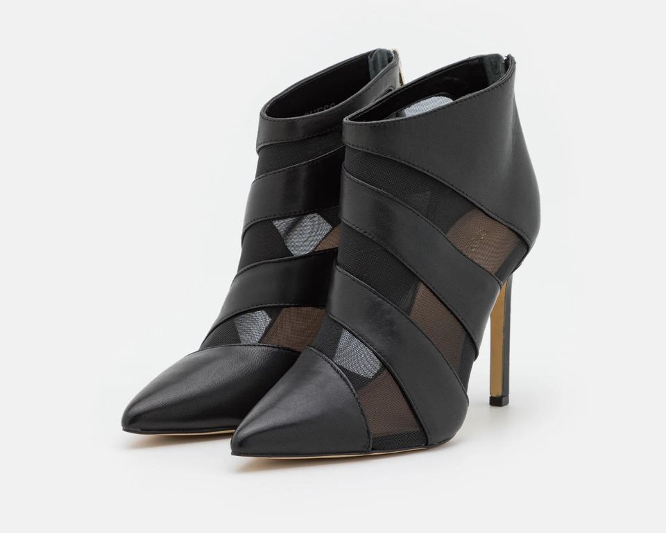 Sexy GUESS Ankle Boots Sinthya Leder schwarz Absatz: 10cm NP195 in Mihla