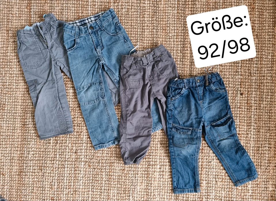 Hosen Jeans Jungen Gr. 92/98 in Dürrholz