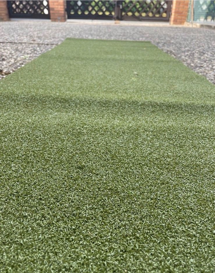 Hochwertiger Kunstrasen Putting Green Golf Reststücke in Dreieich