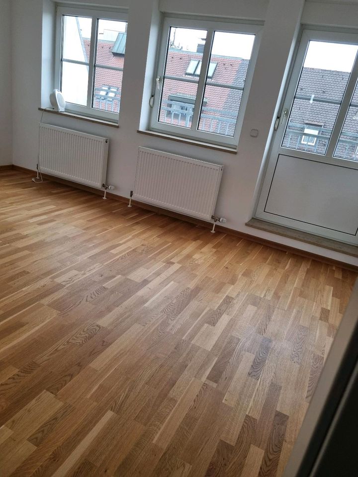 2 Zimmer Wohnung sonnig und lichtdurchflutet 2 Balkone in Nürnberg (Mittelfr)