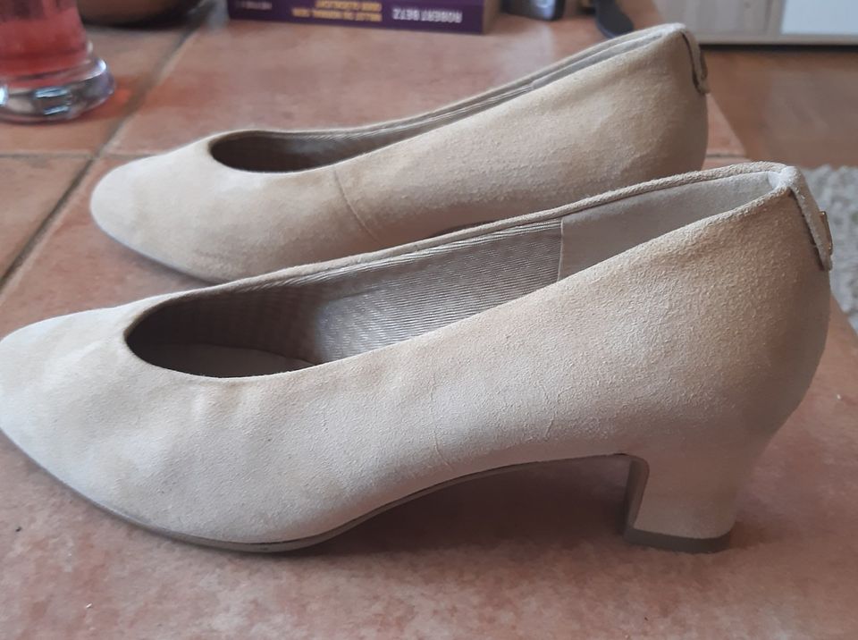 Daman Pumps, Wildleder, wie neu, Gr.38, beige in Halstenbek