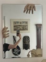 Spiegel mit Papier-Händen, selbstgemacht Hessen - Kassel Vorschau