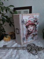 Shabby Vintage Schatulle/ Holz-Buch-Box Nordrhein-Westfalen - Bergisch Gladbach Vorschau