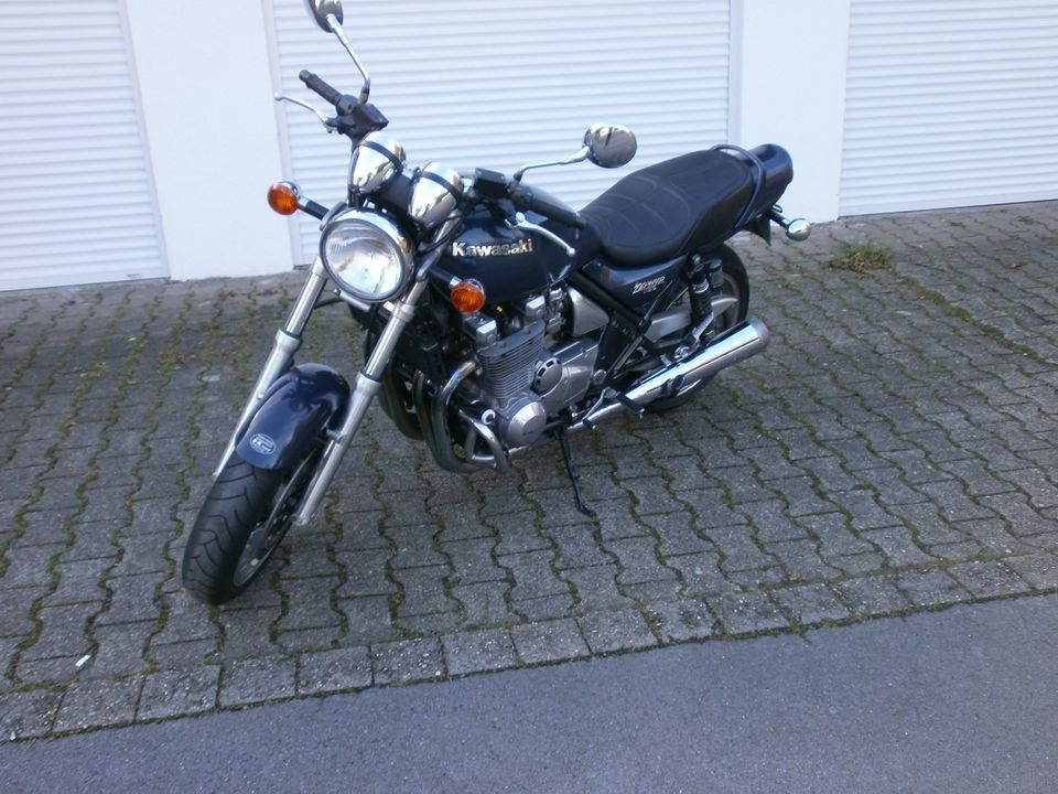 Kawasaki Zephyr 1100 mit Akront Speichenfelgen orig. 33.300 KM in Dortmund