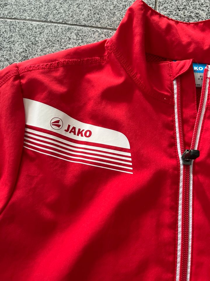 Jako Trainingsjacke Größe 140 in Eggolsheim