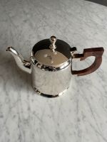 Teekanne Kaffeekanne versilbert (kein 925er Silber) super Zustand München - Schwabing-Freimann Vorschau