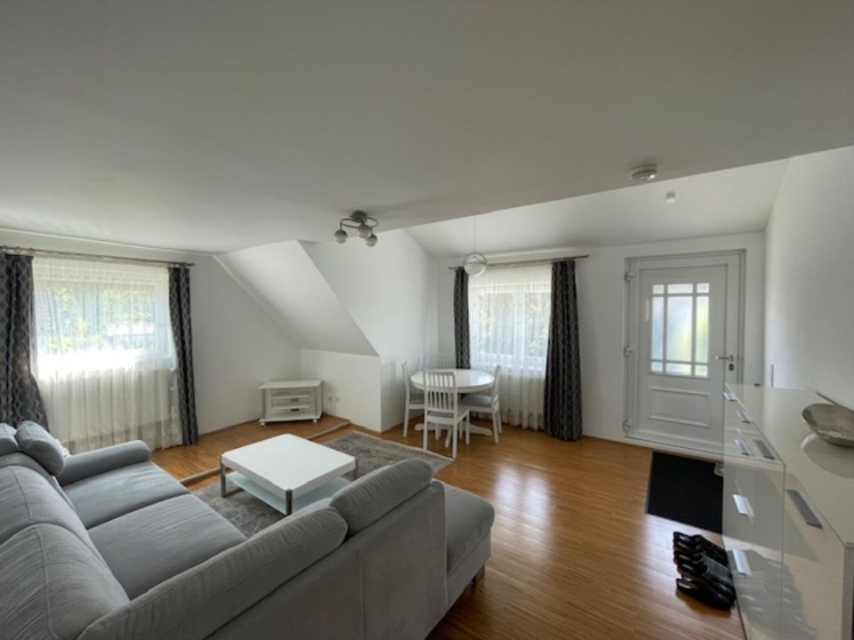 Sehr saubere 3 Zimmer Wohnung möbliert in 38176 Wendeburg in Wendeburg