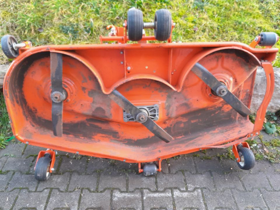 Kubota Mittelachs-Sichelmähwerk RCK60-30B-EU mit Seitenauswurf in Weißbach