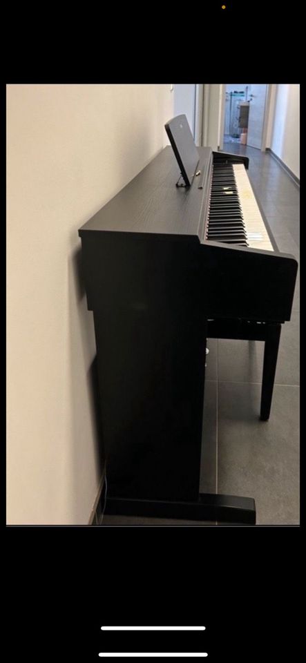 Klavier/E-Piano von Yamaha. Modell YDP 142B in Möckmühl