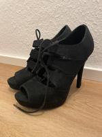 Neue Catwalk Absatzschuhe High heels Baden-Württemberg - Korntal-Münchingen Vorschau