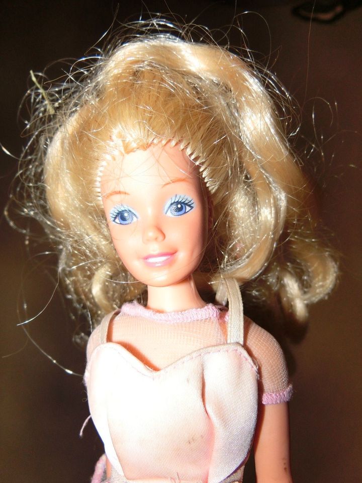 1993 Barbie Puppe beweglich Happenin´ Hair Farbwechsel der Haare in Dettingen an der Iller