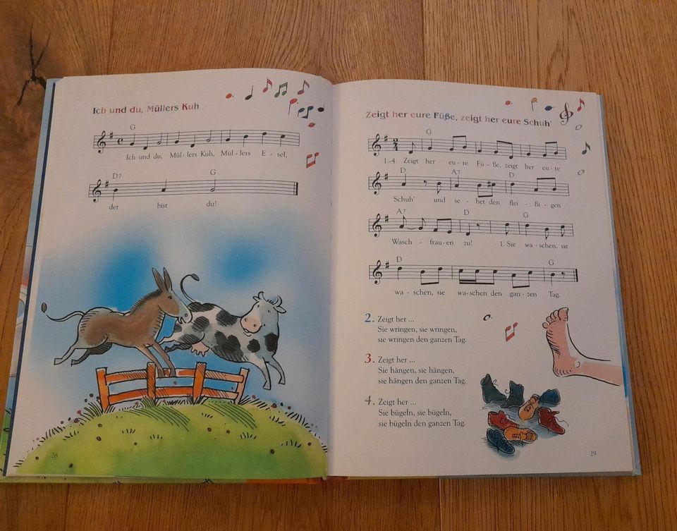 Kinderlieder mit Musik-CD in Ammerbuch